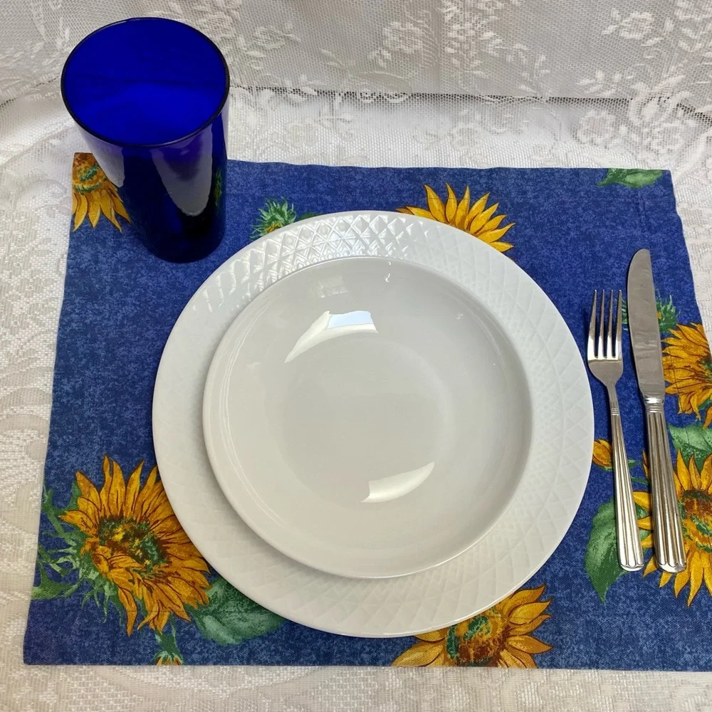 SUR LA TABLE Placemats Blue With Sunflowers Cotton Set Of 4 Made In Italy